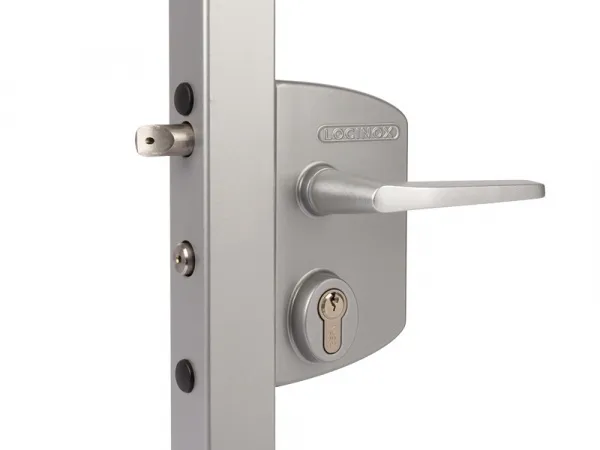 Замок LAKQ 4040 U2L корпус металлический, с ручками из алюминия, серебристый ZILV